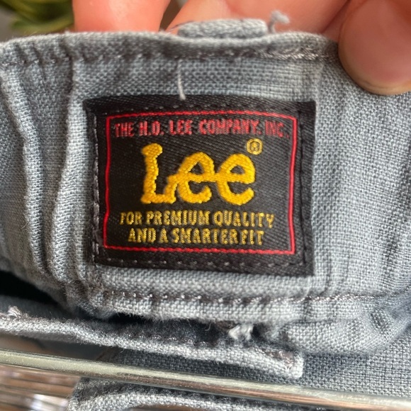 Lee Women's Gray Shorts Bermuda - Picture 5 of 5